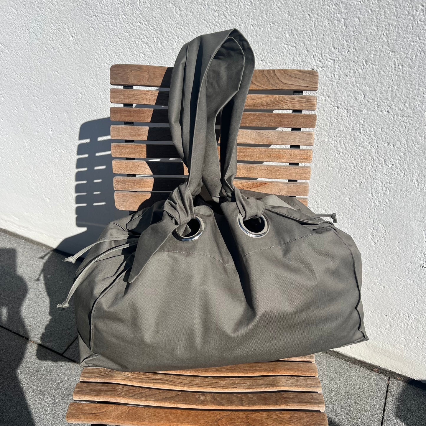 Dunkelgrüner Shopper